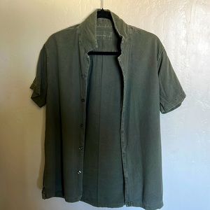 Abercrombie & Fitch button down short sleeve shirt